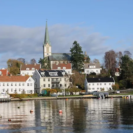 Idyllisk Perle Med Privat Sandstrand I Hjertet Av Sorlandet Mm Dom wakacyjny Lillesand