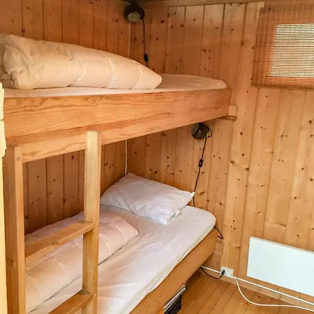 Idyllisk Perle Med Privat Sandstrand I Hjertet Av Sorlandet Mm