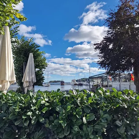 Idyllisk Perle Med Privat Sandstrand I Hjertet Av Sorlandet Mm * リレサン